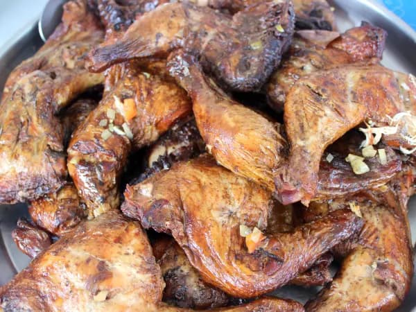 Poulet boucané, signature de la marque Ô Bouca ney